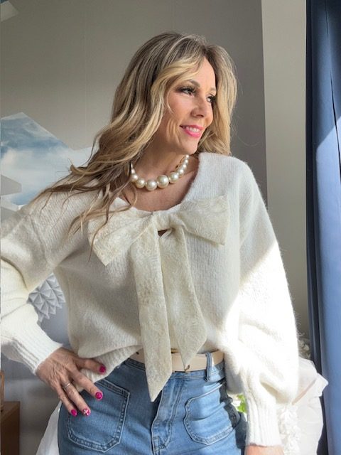 PULL NOEUD BLANC CREME 6